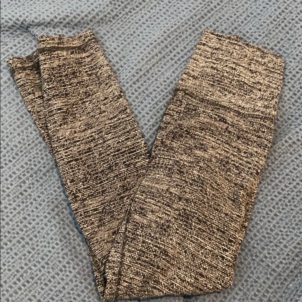 Lulu leggings size 4 length 25